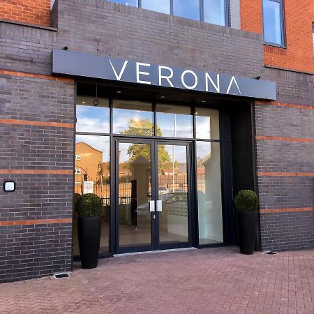 La Casa Suites Slough Kültér fotó